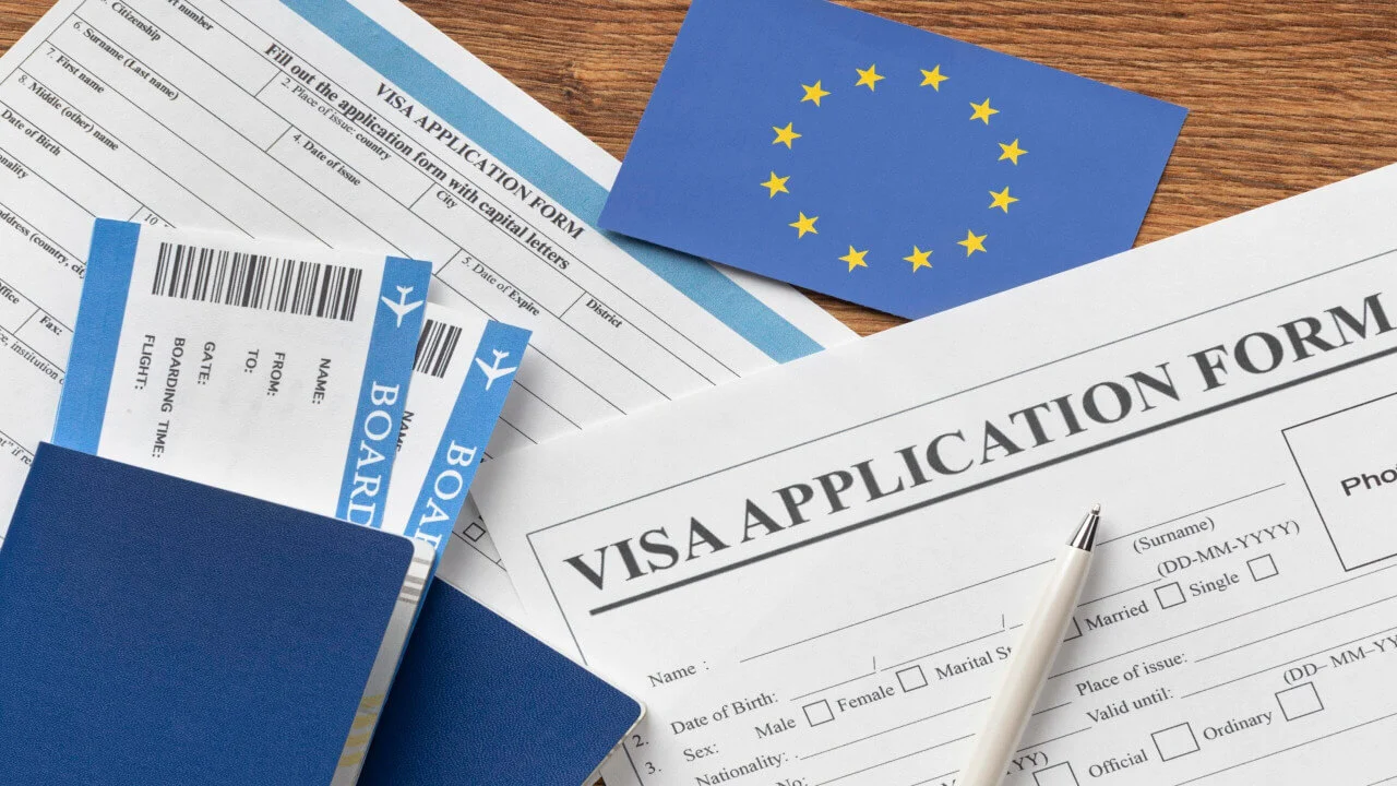 What Is the Most Suitable Tourist Visa Type for a Vacation?